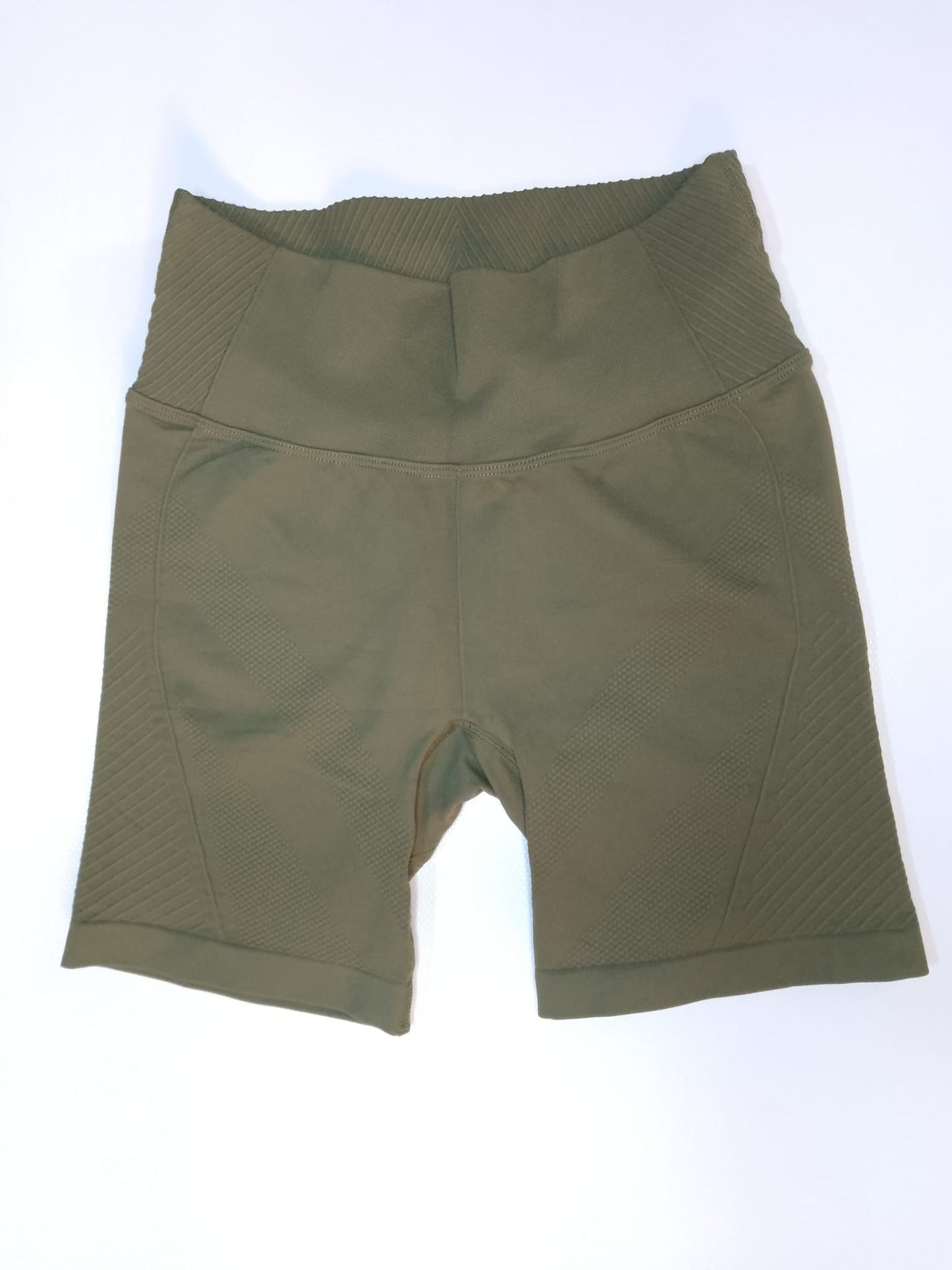 LEGGINGS SHORT DEPORTIVO MODELO SELVA 🟢